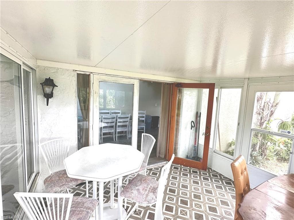 416 Bristle Cone LN 9-10