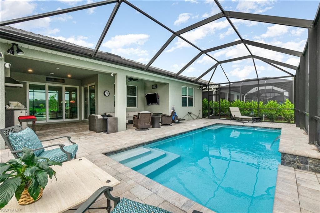 7079 Chapel Creek LN-16