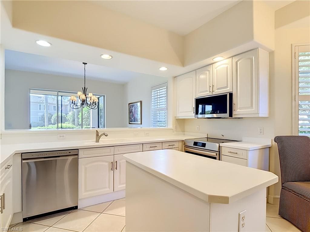 777 Regency Reserve CIR 4902-6