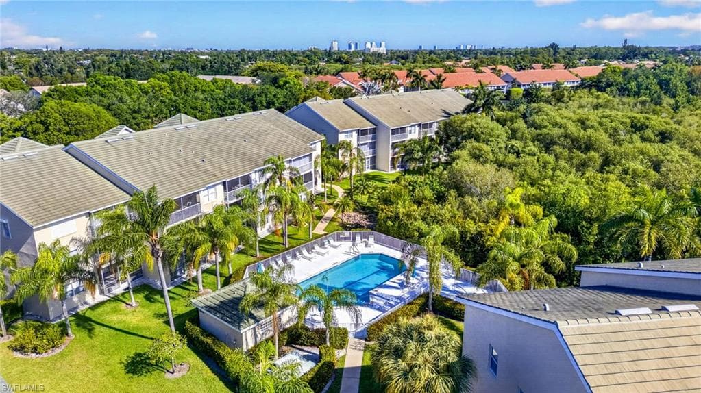 28851 Bermuda Lago CT 104-2