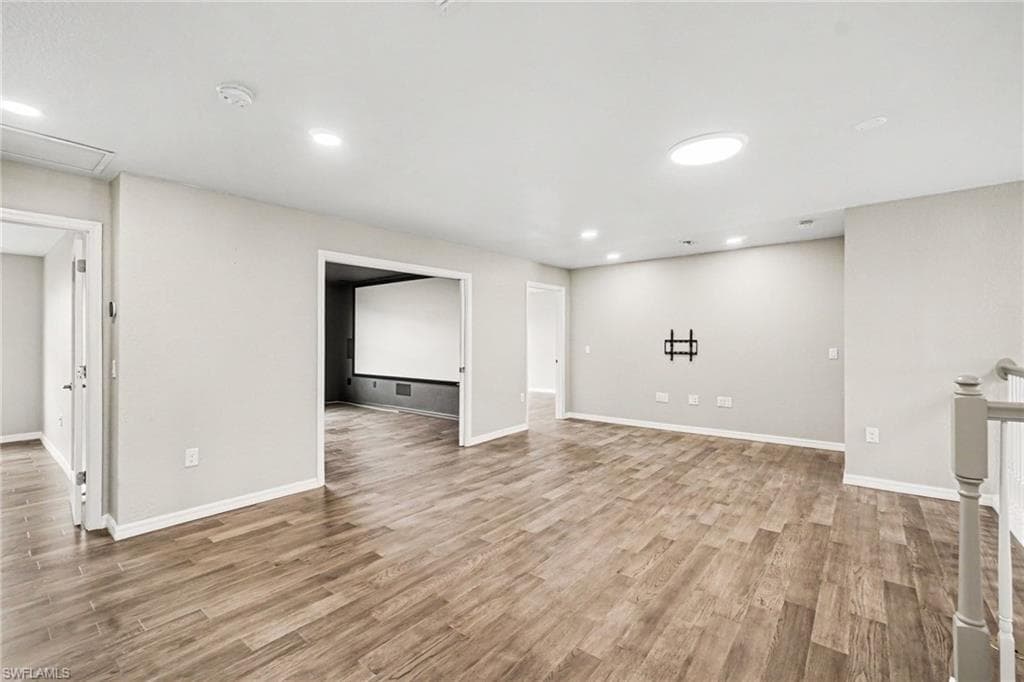1588 Vizcaya LN-33