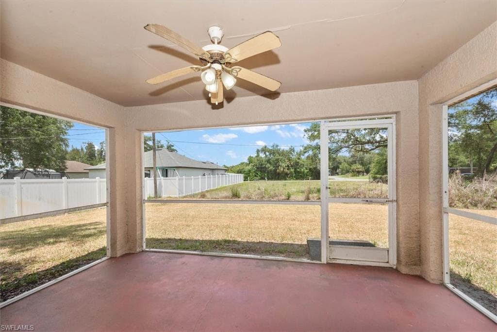 6211 Castlewood CIR-4