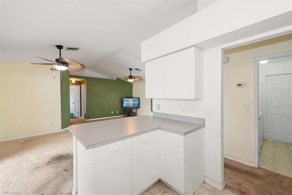 6211 Castlewood CIR-13