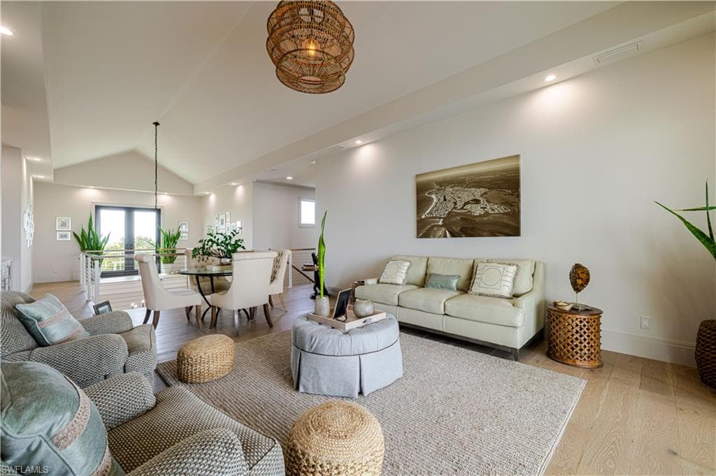 1247 Blue Hill Creek DR-25