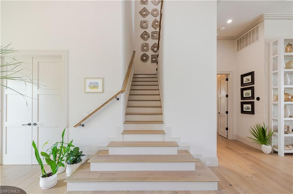 1247 Blue Hill Creek DR-21