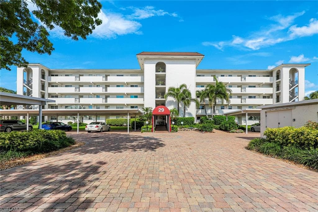 29 High Point CIR E 107-1