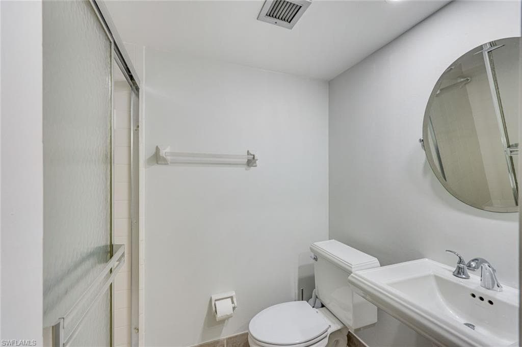 29 High Point CIR E 107-12