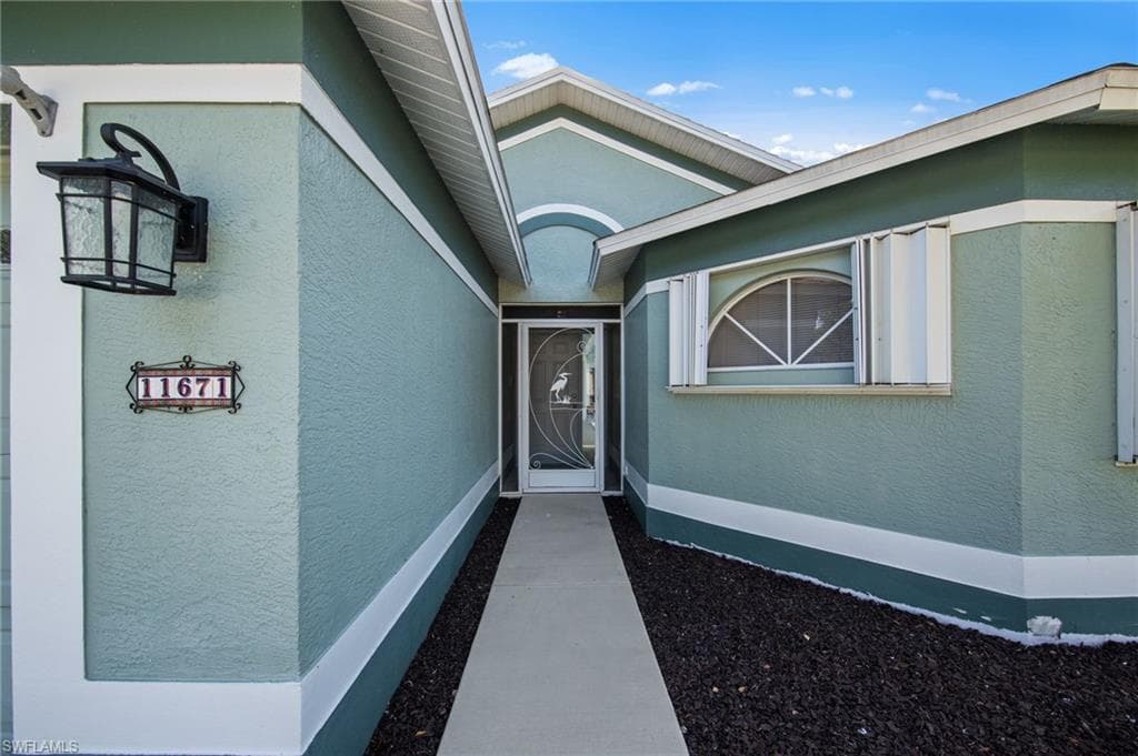 11671 Pine Hammock CIR-5
