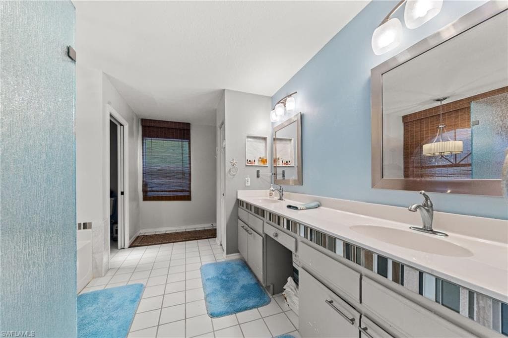 11671 Pine Hammock CIR-25