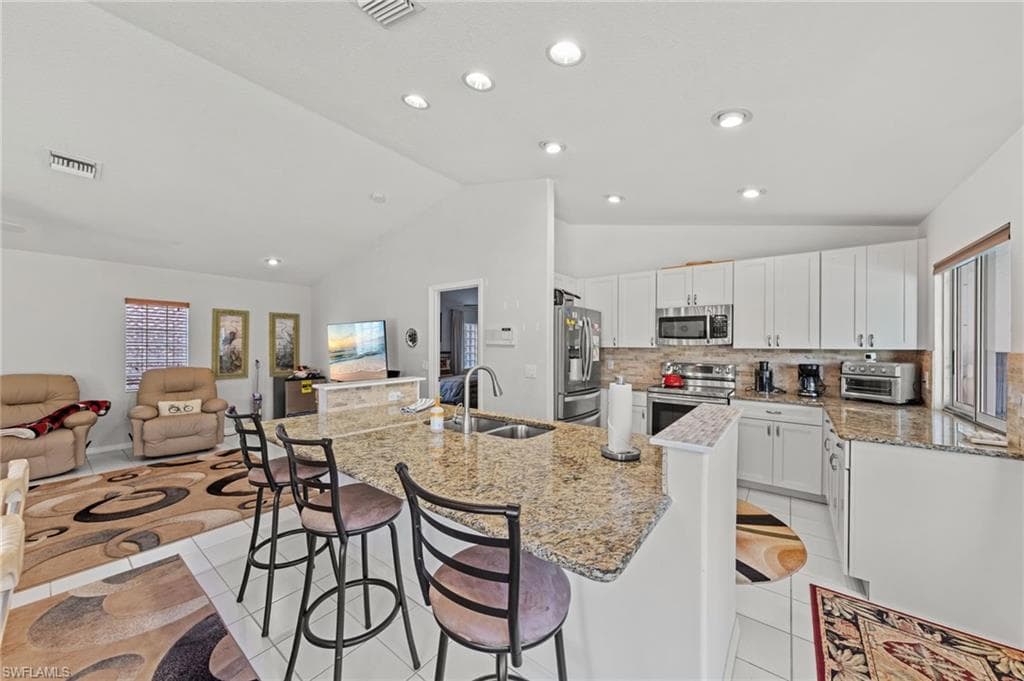 11671 Pine Hammock CIR-18