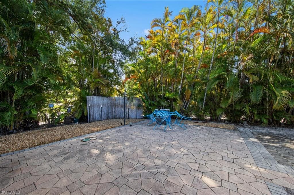 11671 Pine Hammock CIR-37