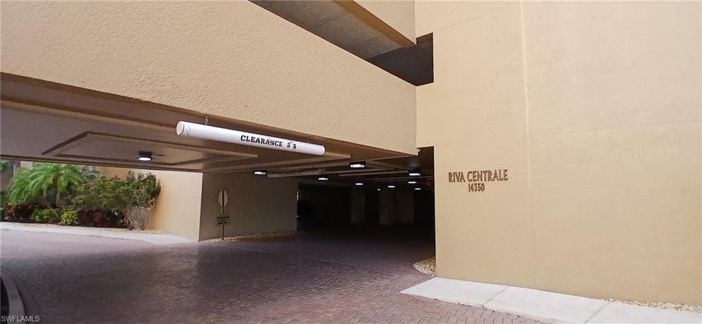 14350 Riva Del Lago DR 402-1
