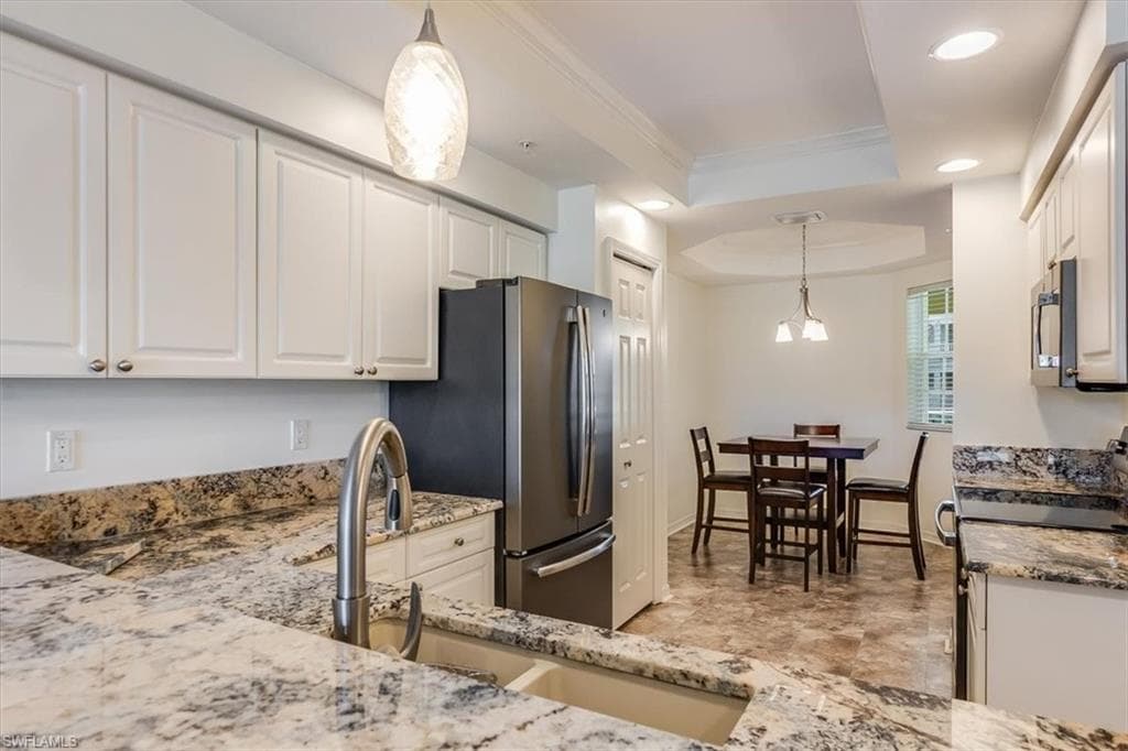 1793 Four Mile Cove PKWY 724-6