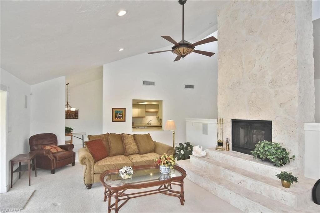 7226 Hendry Creek DR-7
