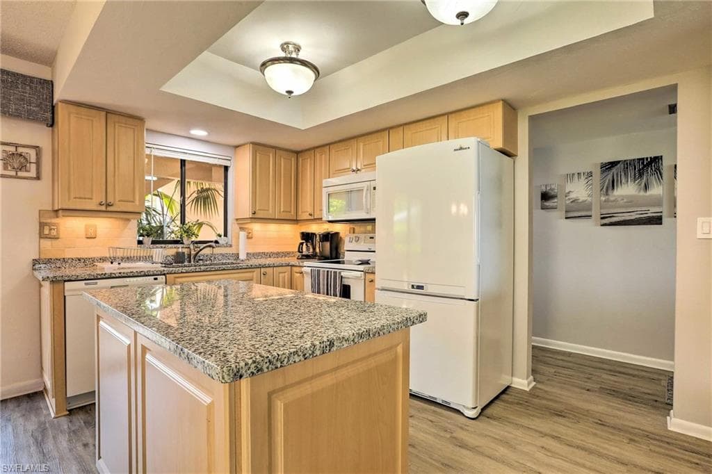 3722 12th AVE F1-9