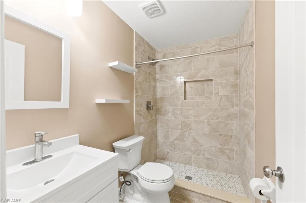 11528 Woodmount LN-26