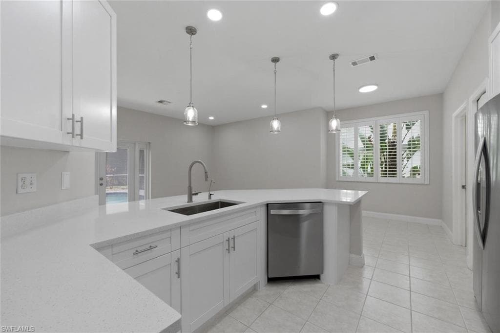11528 Woodmount LN-17