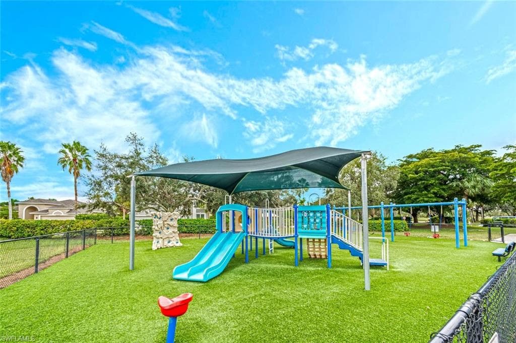 11528 Woodmount LN-38