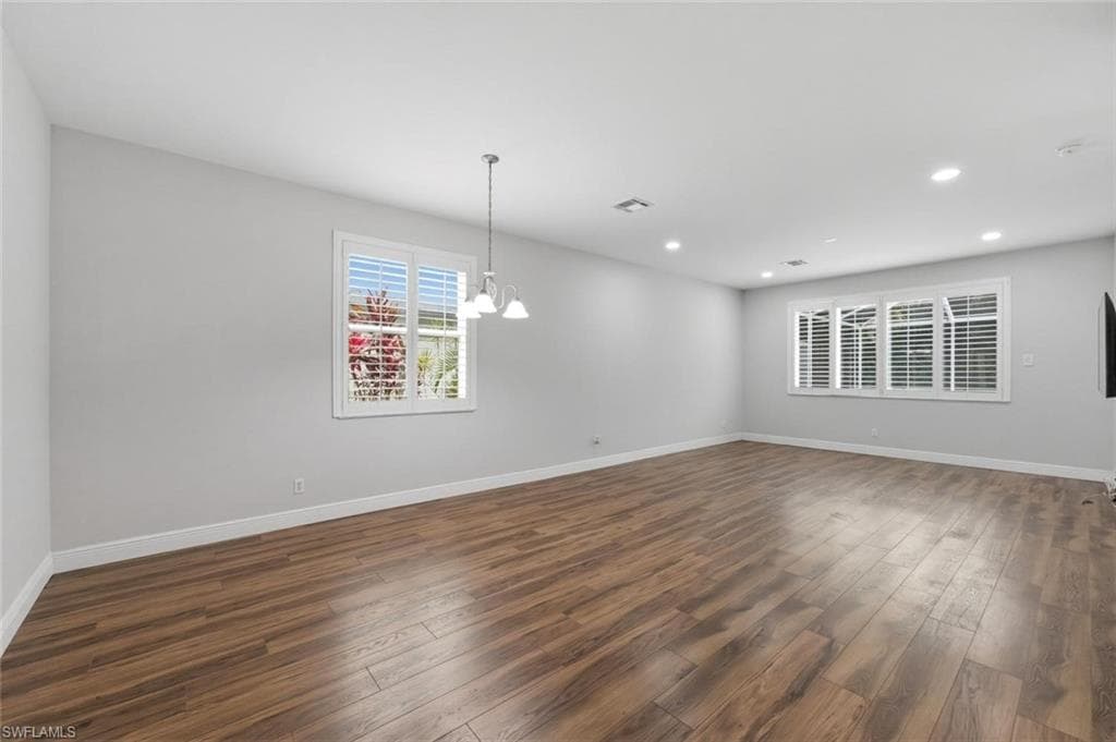 11528 Woodmount LN-3