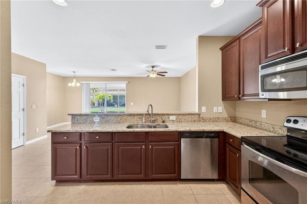 3806 Clearbrook LN-5