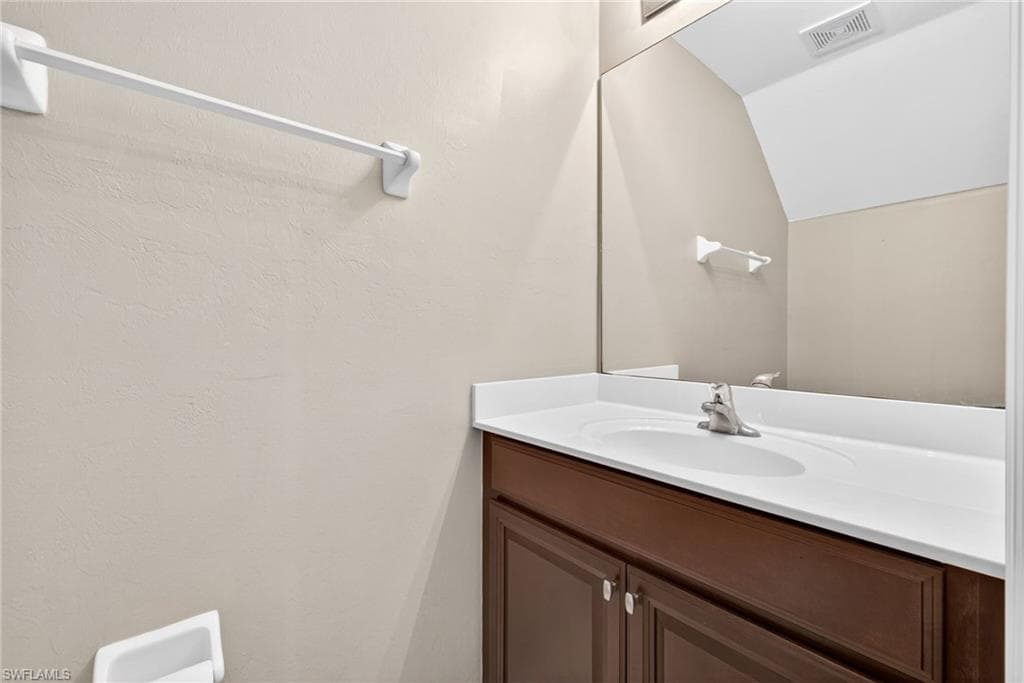 3806 Clearbrook LN-12