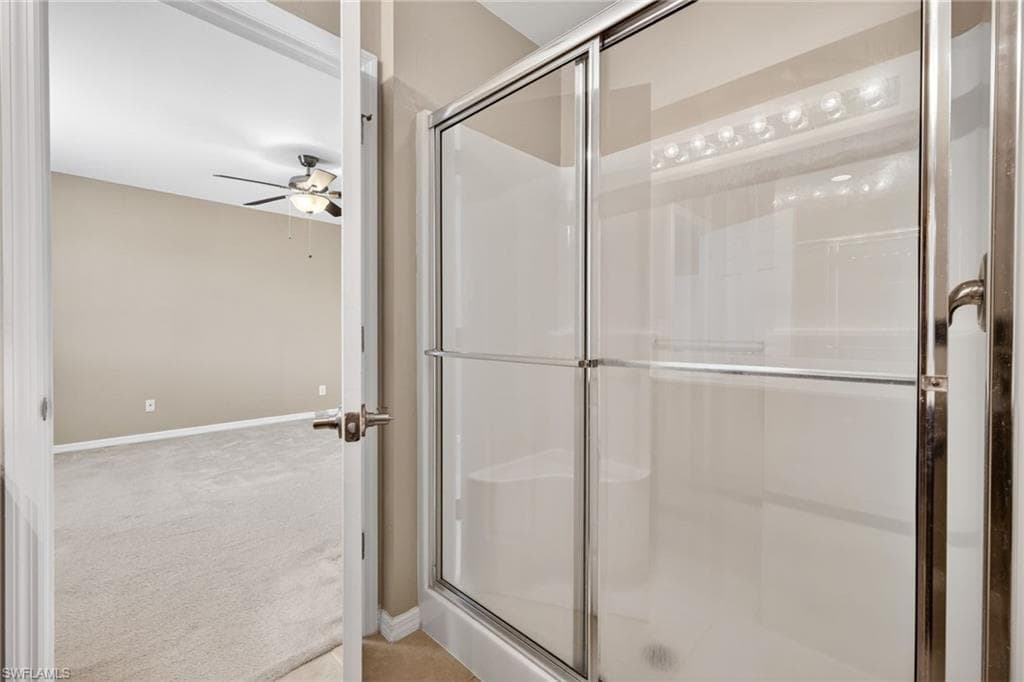3806 Clearbrook LN-16
