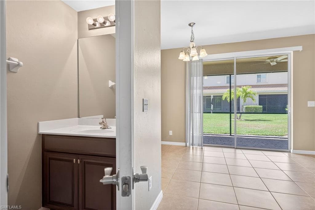 3806 Clearbrook LN-11
