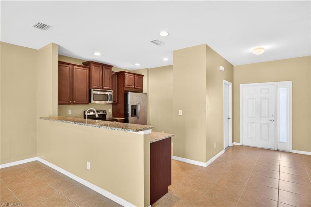 3806 Clearbrook LN-2