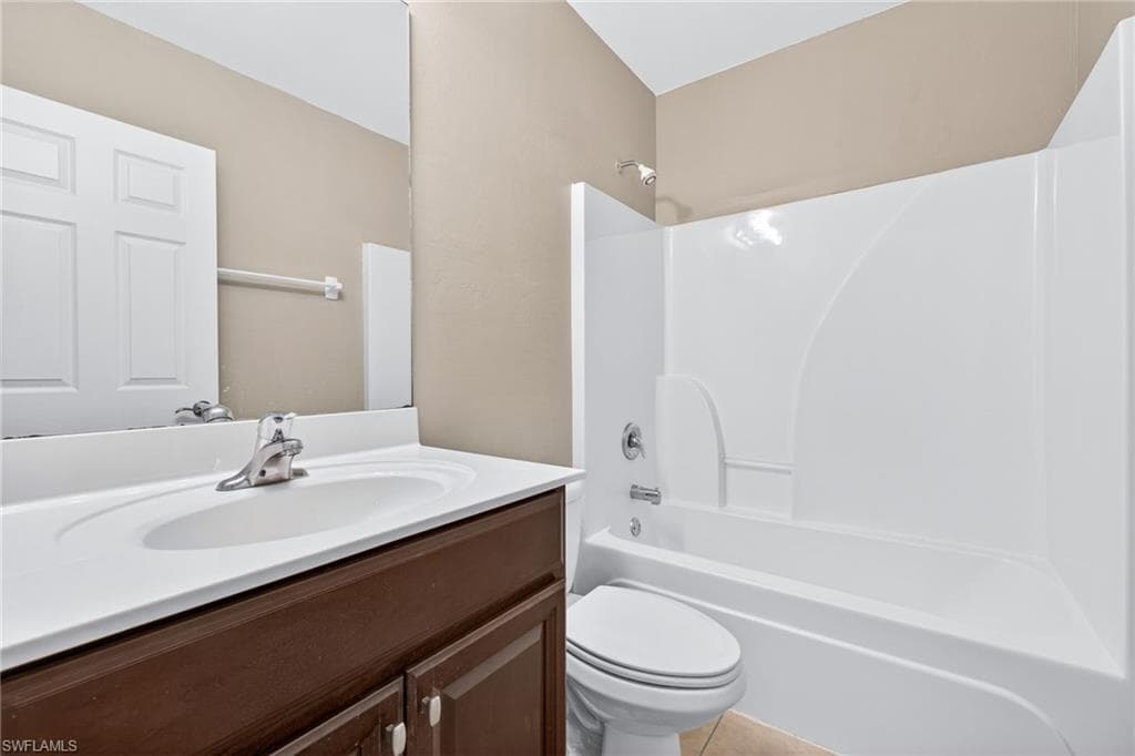 3806 Clearbrook LN-18