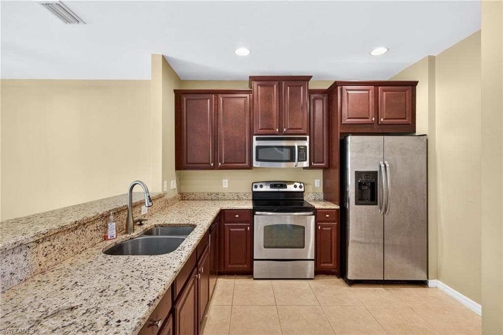 3806 Clearbrook LN-3