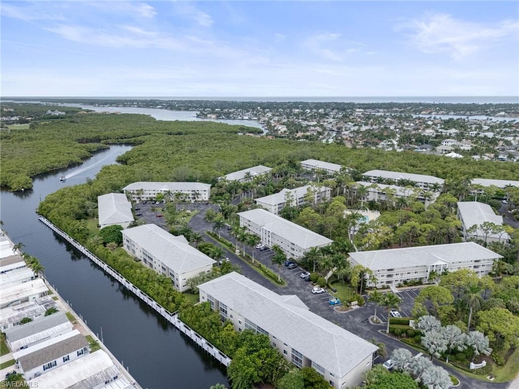 3021 Sandpiper Bay CIR E106-25