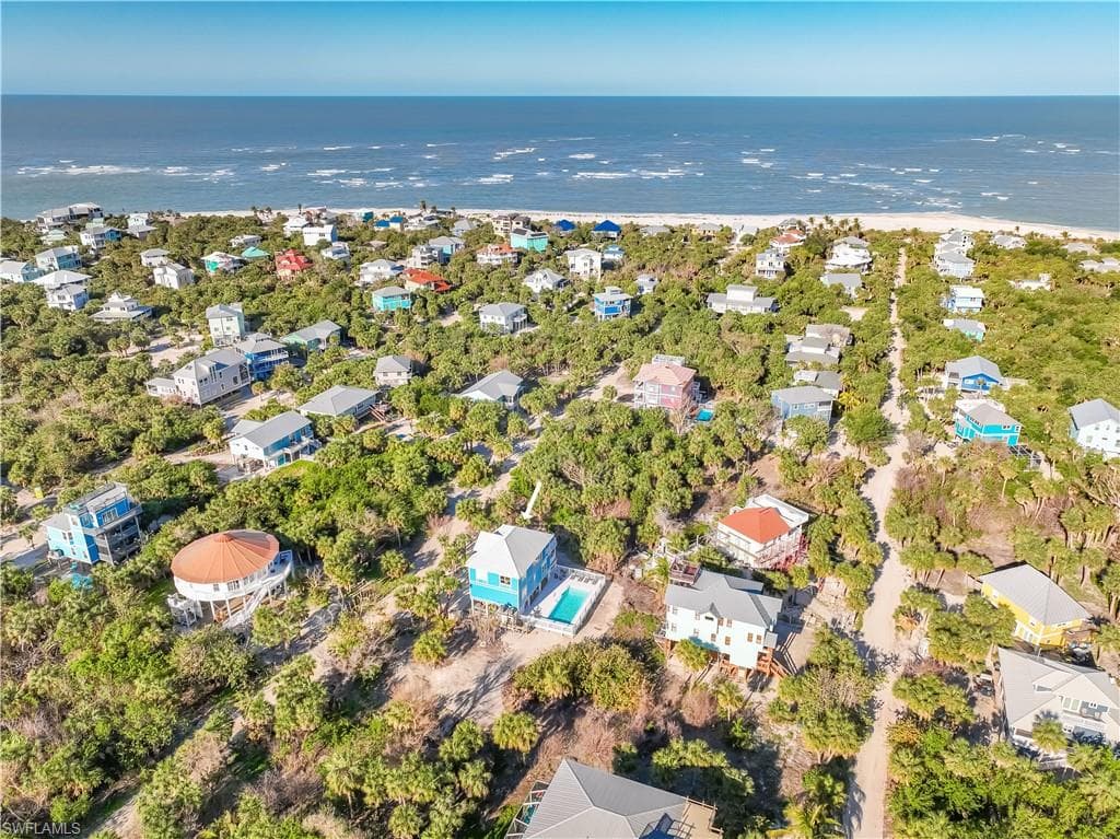4460 Smugglers DR-6