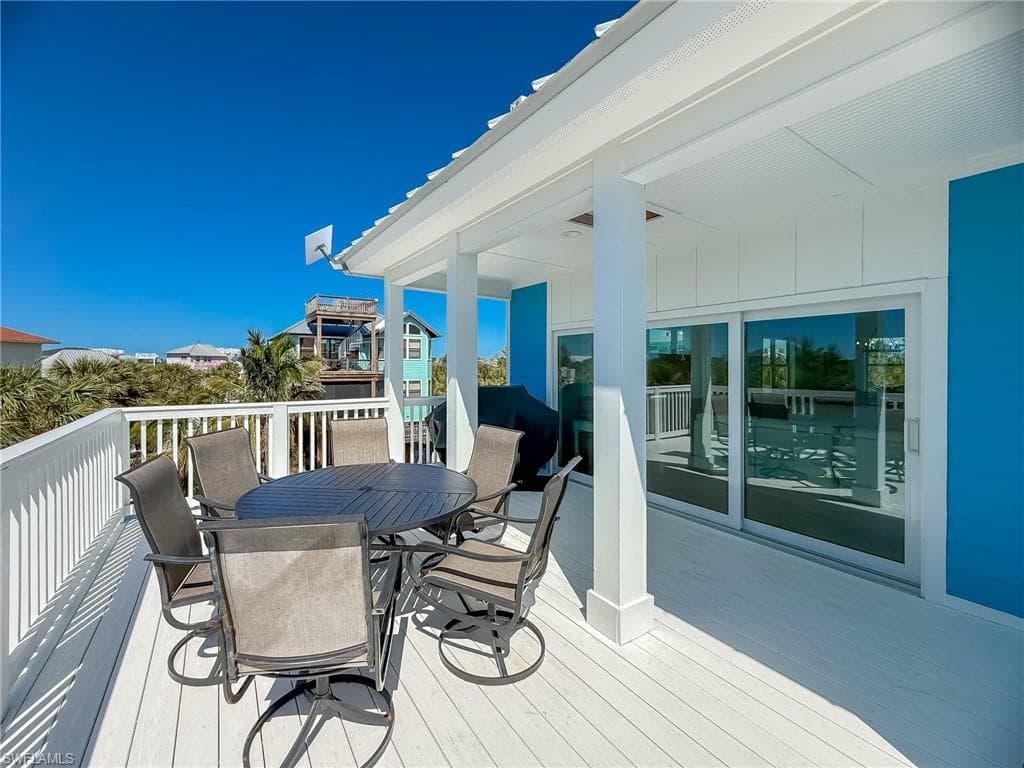 4460 Smugglers DR-25