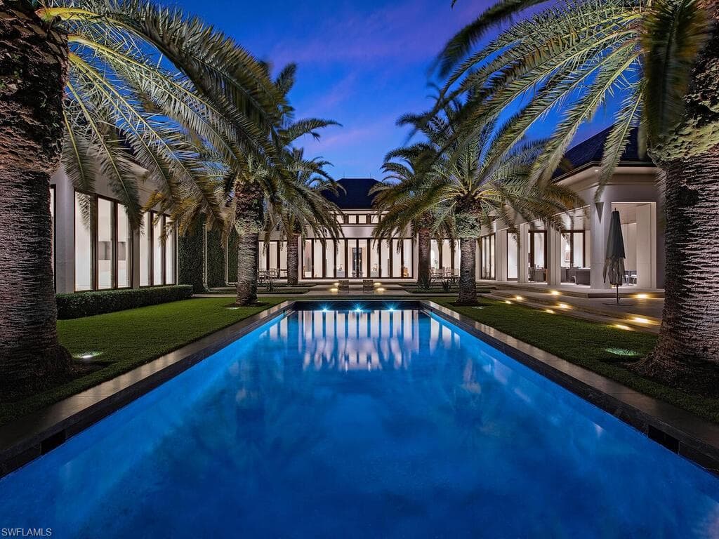 3655 Fort Charles DR-46