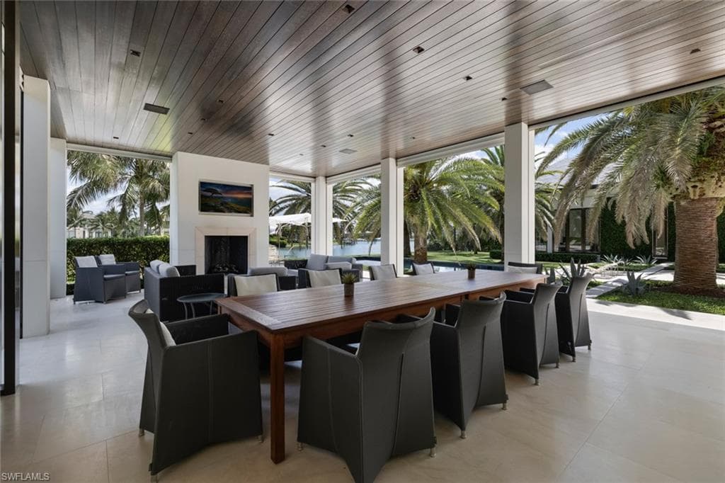 3655 Fort Charles DR-37