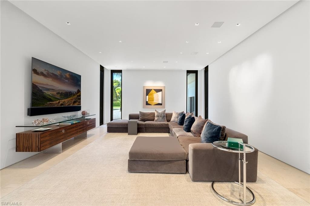 3655 Fort Charles DR-17