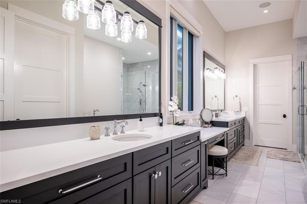 2100 SNOOK DR-26