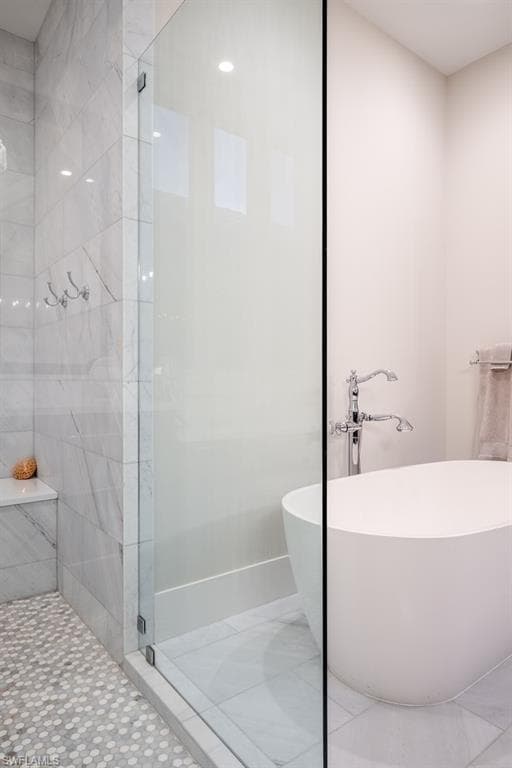 2100 SNOOK DR-27