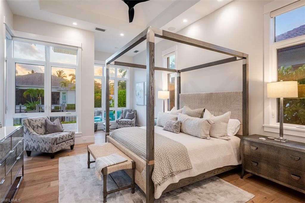 2100 SNOOK DR-23