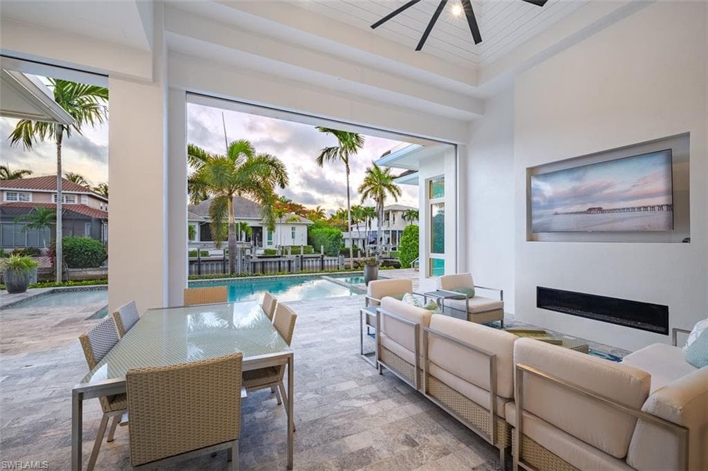 2100 SNOOK DR-37