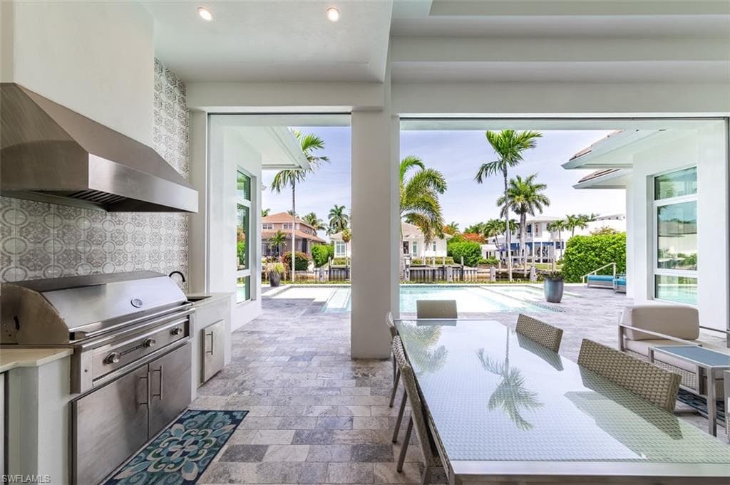 2100 SNOOK DR-38