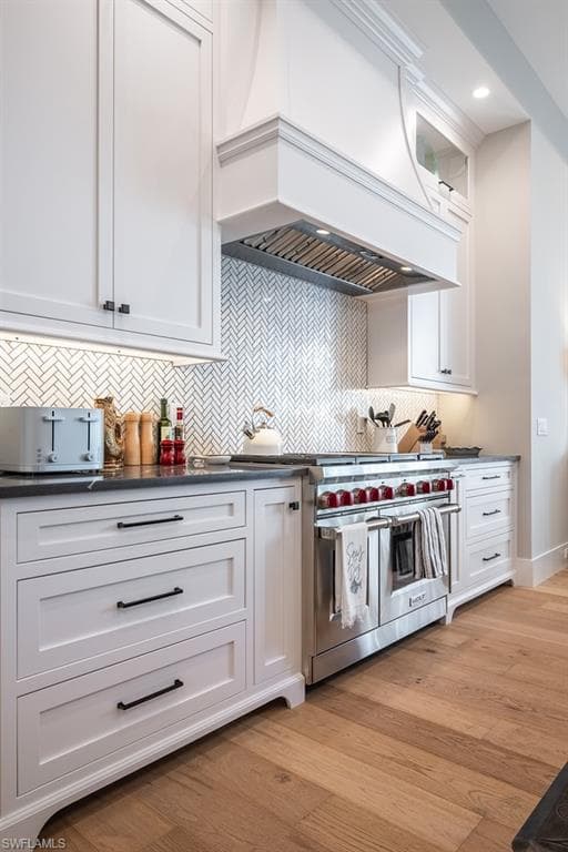 2100 SNOOK DR-20