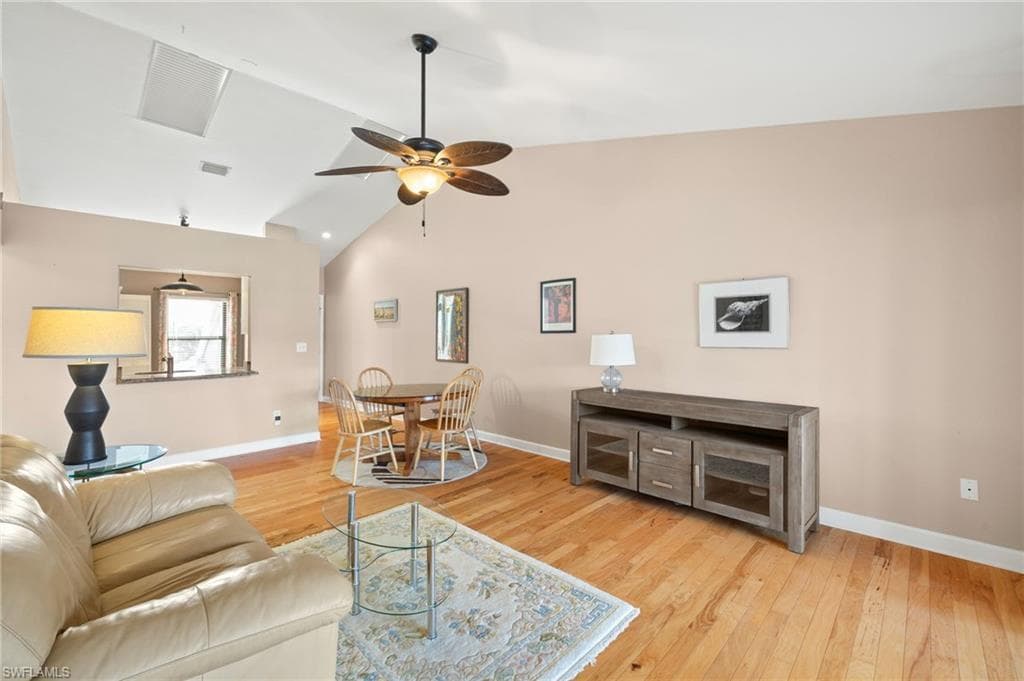 4616 SE 5th PL 208-1