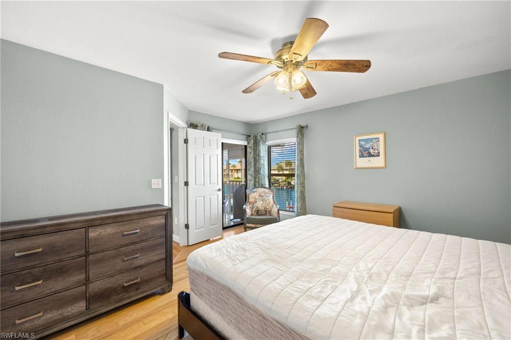 4616 SE 5th PL 208-12