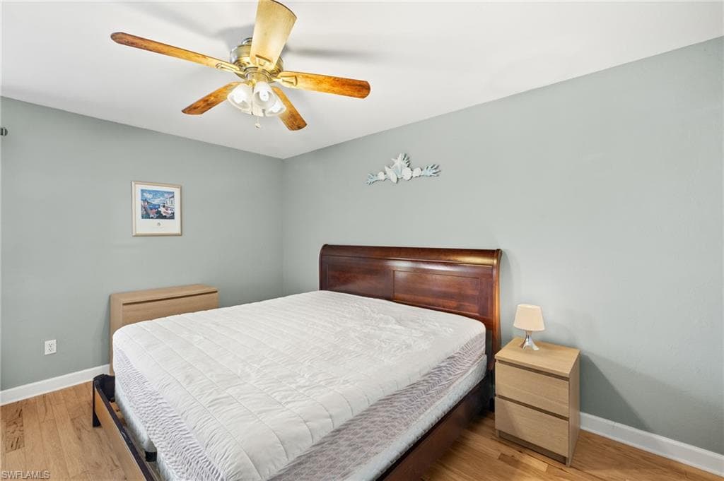 4616 SE 5th PL 208-11