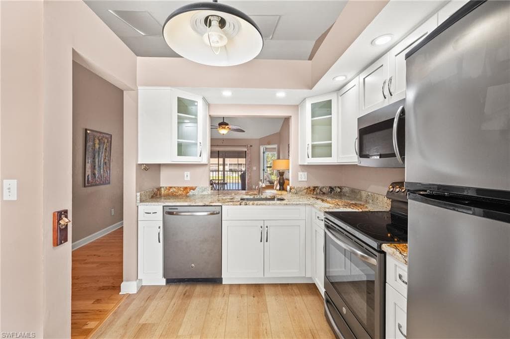 4616 SE 5th PL 208-8