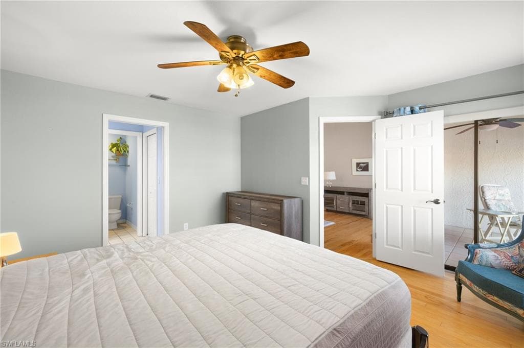 4616 SE 5th PL 208-13