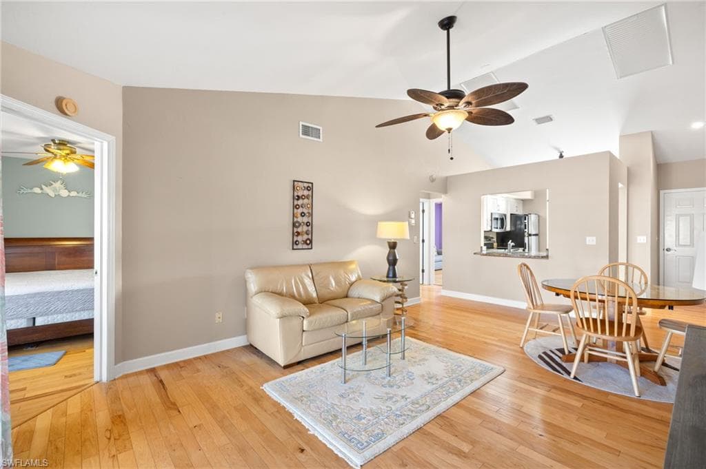 4616 SE 5th PL 208-3