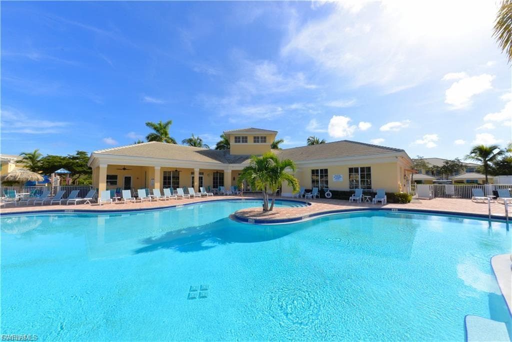 14551 Dolce Vista RD 202-40