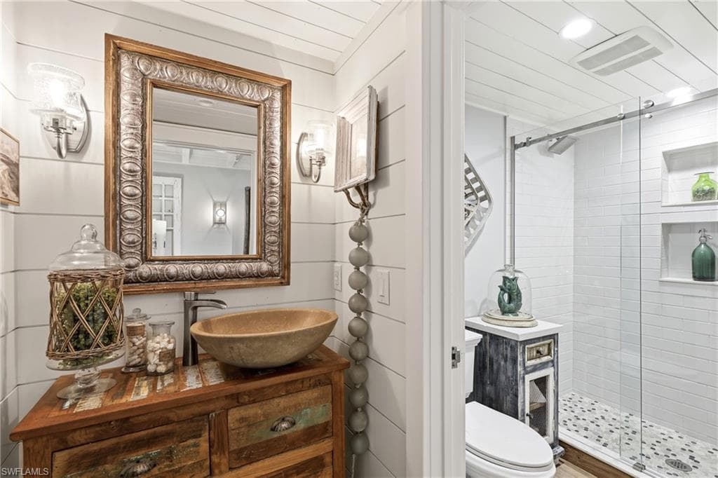 840 Myrtle TER-16